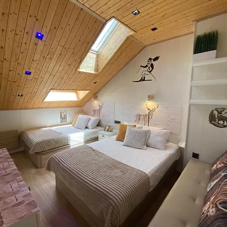 Luxury Duplex 10pax Parking Vip Direct Sky Snowgranada *